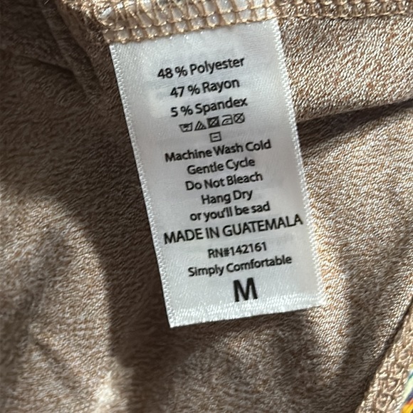 Kimono Size L NWT LulaRoe BATCH SIZING. WILL FIT UP TO A 3XL Lindsay L-3XL - Picture 5 of 8